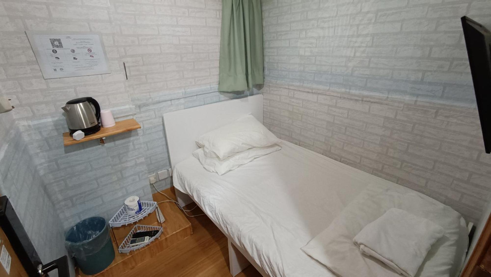 Cozy Inn Jordan Station Hong Kong Exterior photo